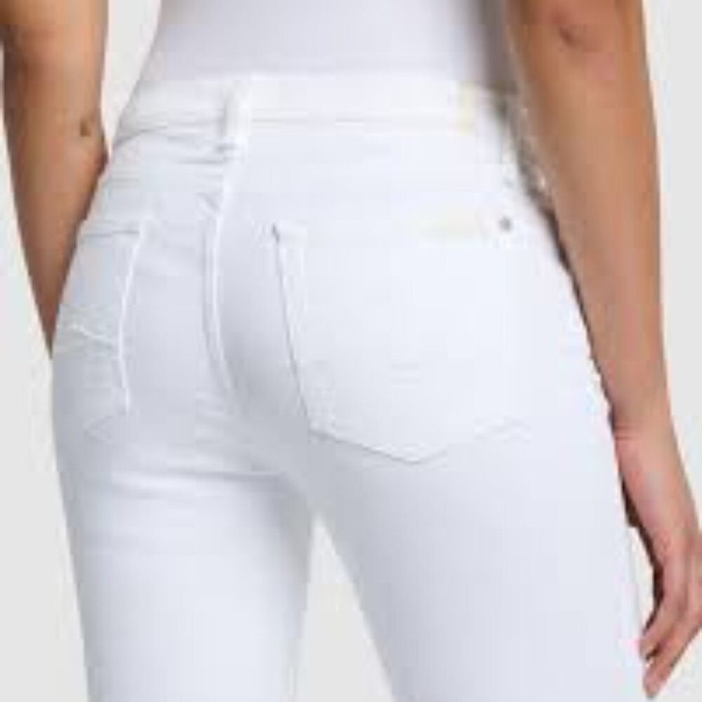 7 For All Mankind Josefina Boyfriend (White), Mexico, 32x27, NWT, $169 MSRP